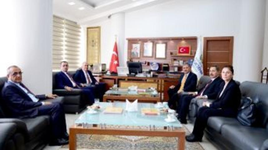 &Ccedil;alıştay Katılımcılarından Malatya&rsquo;ya &Ouml;vg&uuml;ler