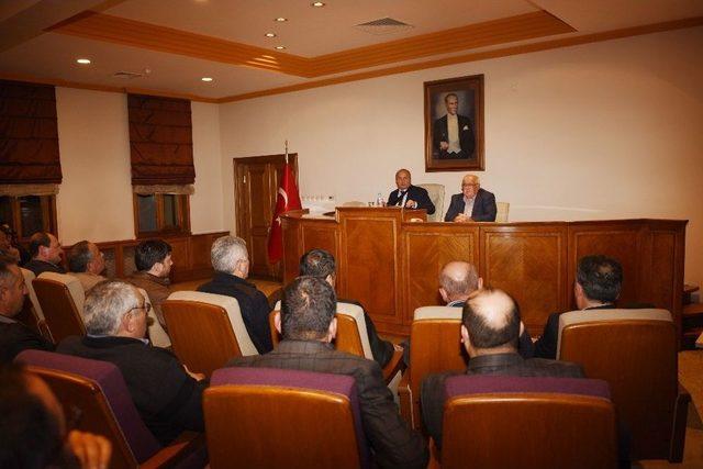 Taşköprü Belediye Başkanı Hüseyin Arslan, Mahalle Muhtarlarını Ve Stk Temsilcilerini Bilgilendirdi