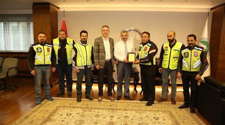 Başkan &Ccedil;elik, Bazı Dernek, Vakıf Ve Grupları Kabul Etti