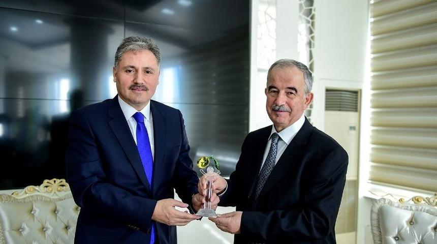 Bardakoğlu&rsquo;ndan Malatya&rsquo;ya &Ouml;vg&uuml;