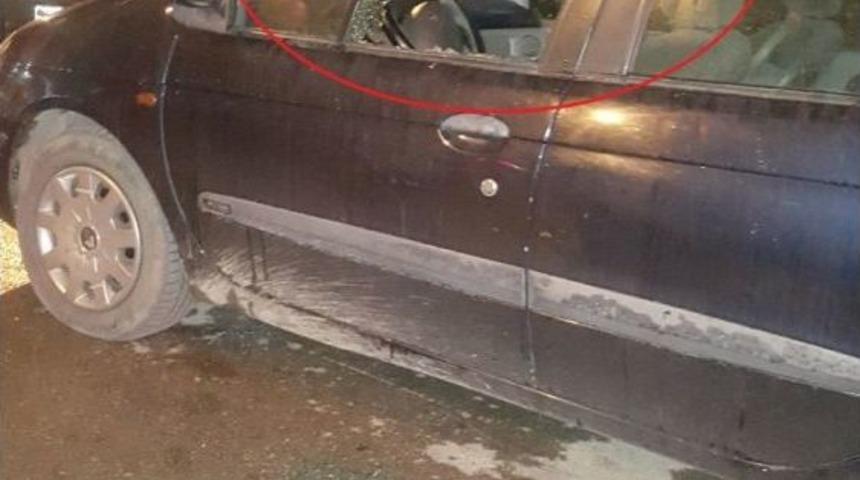 Park Halindeki Ara&ccedil;lara Kurşun İsabet Etti