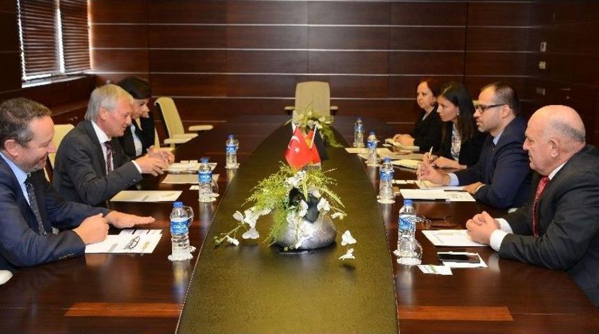 Almanya B&uuml;y&uuml;kel&ccedil;iliği Gıda Ve Tarım M&uuml;steşarı Bohlen, Atso&rsquo;da