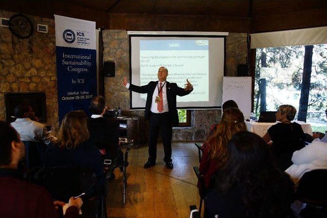 Uluslararası Sürdürülebilirlik Kongresi ‘toplumsal Sanat’ Gösterisi İle Başladı