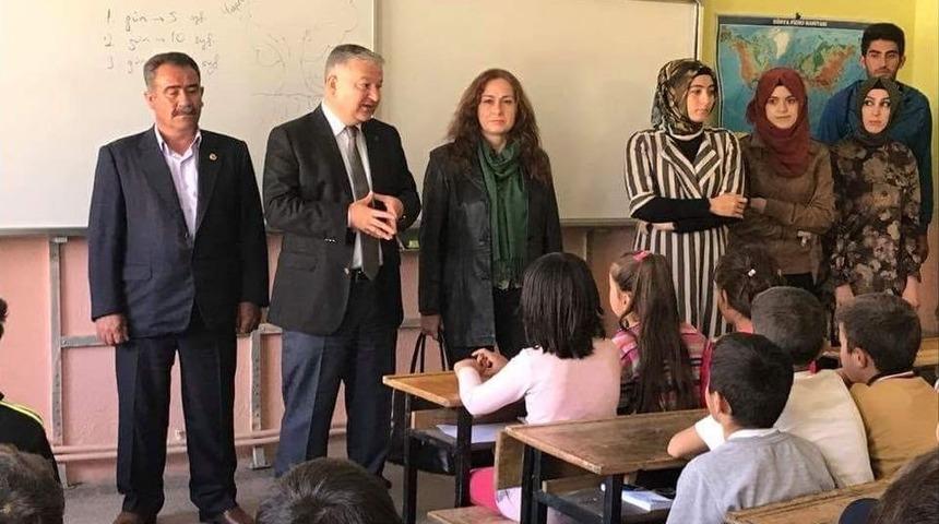 Kaymakam Duru Yenik&ouml;y Okulunu Ziyaret Etti