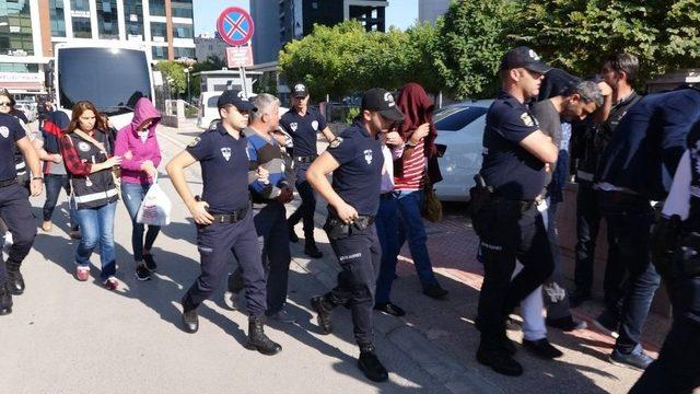 Mersin’de Emlak Dolandırıcılığı Operasyonu: 28 Gözaltı