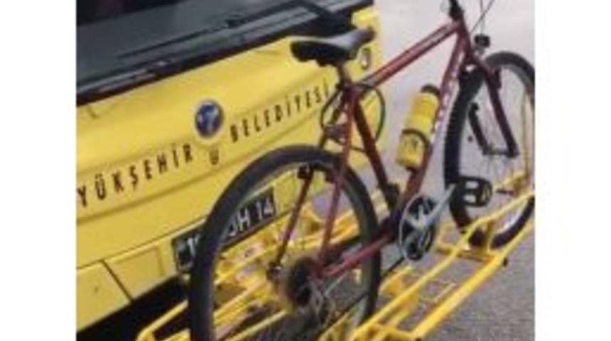 Otob&uuml;slere Bisiklet Taşıma Aparatı