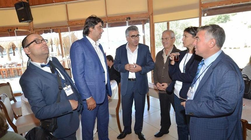 Fo&ccedil;a&rsquo;da Yerel Y&ouml;netimlerde Engelli Hizmetleri &Ccedil;alıştayı