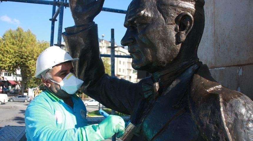 Atat&uuml;rk Anıtı&rsquo;na Profesyonel Bakım