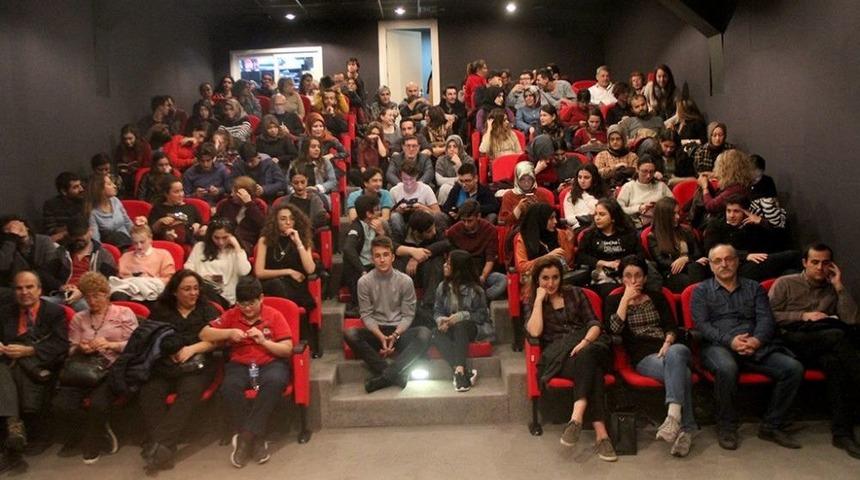 K&uuml;lt&uuml;r Sanat Etkinlikleri &lsquo;gen&ccedil; Karl Marx&rsquo; Filmi İle Devam Etti