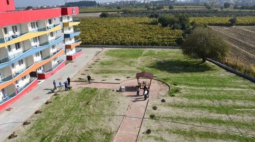 Yunusemre Belediyesinden &Uuml;niversitelileri Sevindiren &Ccedil;alışma