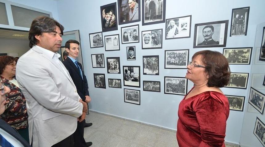 Fo&ccedil;a&rsquo;da Cumhuriyet Coşkusu Başladı