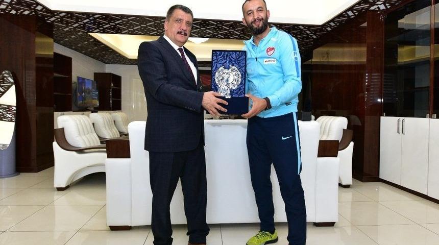 Ampute Milli Futbol Takımı Kalecisi Karadağ, Battalgazi&rsquo;de