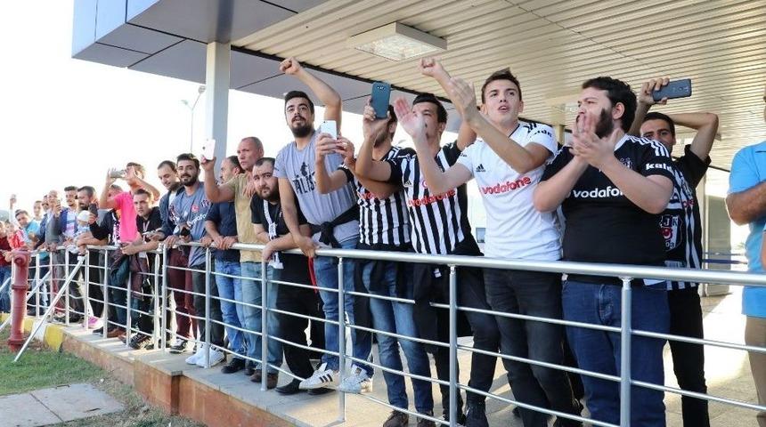 Beşiktaş Kafilesi Alanya&rsquo;ya Geldi