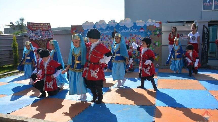 Bah&ccedil;eşehir Koleji Aydın, Cumhuriyet Bayramı&rsquo;nı Coşkuyla Kutladı