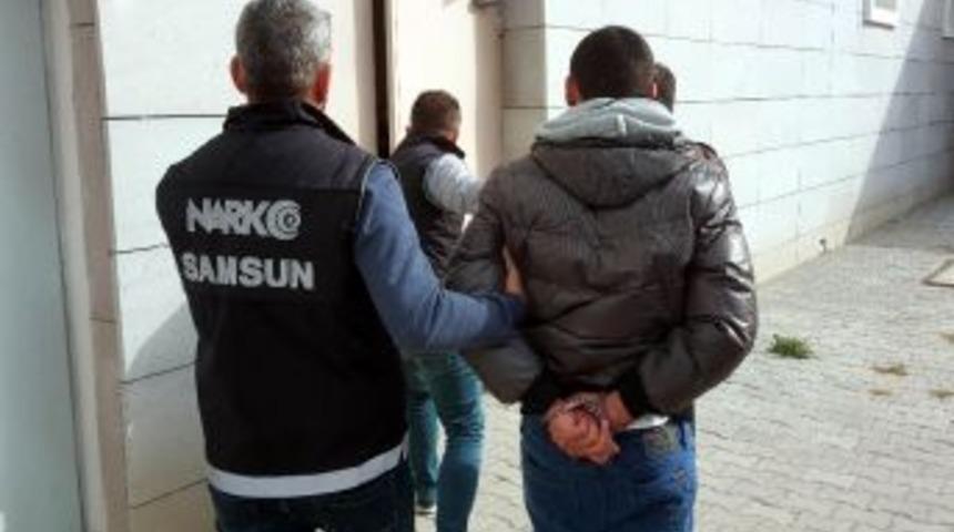 Uyuşturucu Ticaretine 5 Tutuklama