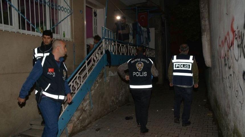 Kocaeli&rsquo;de Aranan 22 Şahıs Yakalandı