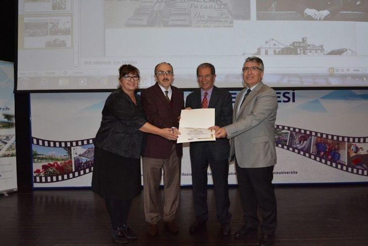 Düzce Üniversitesi Cumhuriyet Sergisi Düzenlendi G2