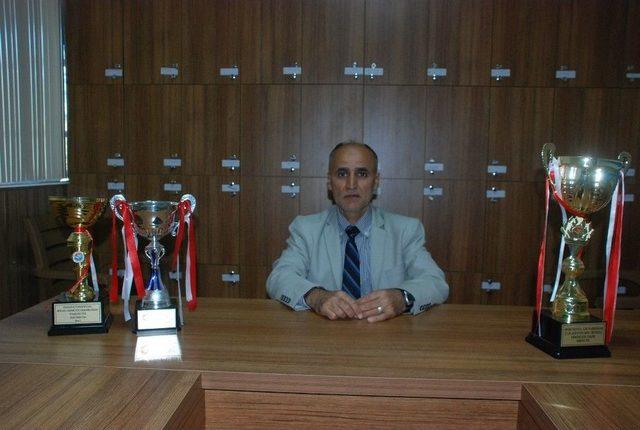 Gazete Kup&uuml;r&uuml; Hayatını Değiştirdi, Atletizm S&uuml;per Ligi&rsquo;nde Kul&uuml;p Başkanı Oldu 2