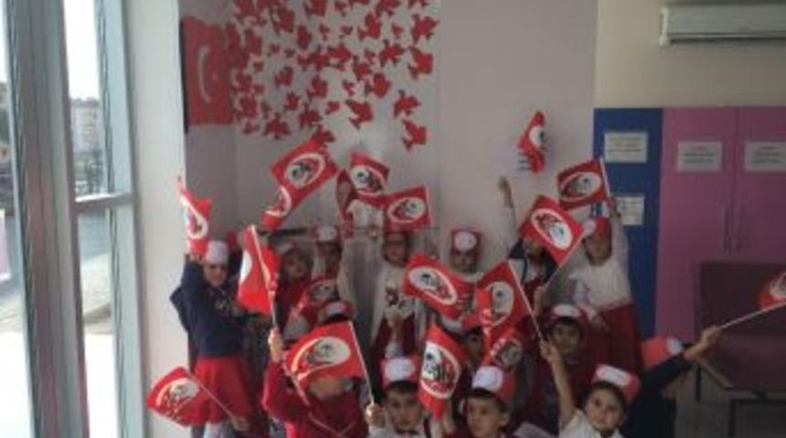 Nezaket Okulları Cumhuriyet Bayramını Kutladı