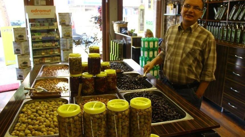 Yeşil Zeytin Tezgahlarda Yerini Aldı