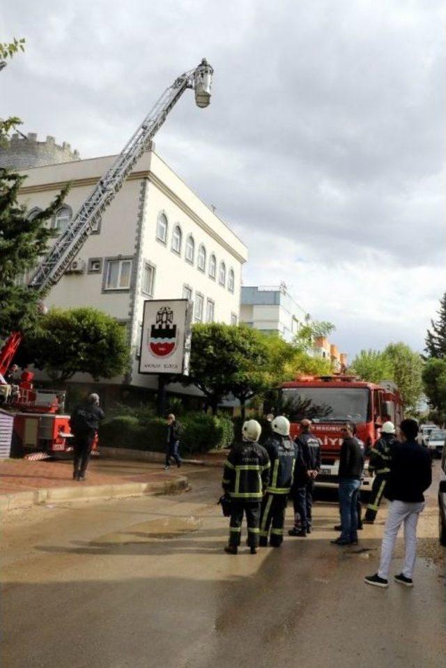 Günısıdan Çıkan Buhar, Paniğe Sebep Oldu