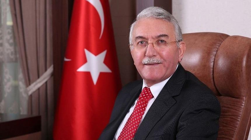 Rekt&ouml;r G&ouml;nen&rsquo;in 29 Ekim Cumhuriyet Bayramı Mesajı