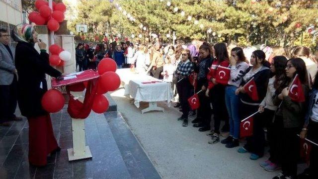 Hayme Ana Mesleki Ve Teknik Anadolu Lisesi’nde Cumhuriyet Coşkusu