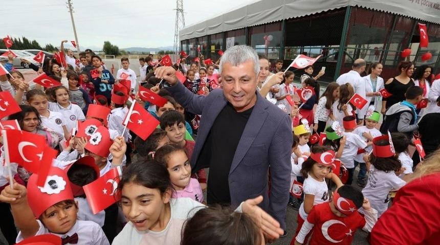 Minikler&rsquo;den Cumhuriyet Coşkusu