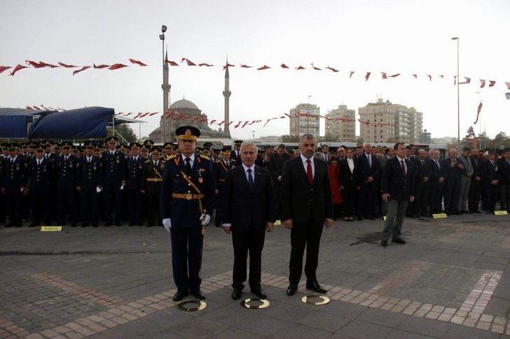 29 Ekim Cumhuriyet Bayramı Kutlamaları Başladı G1