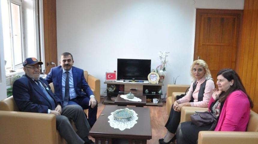 Kore Gazisinden &Ouml;zkan&rsquo;a Ziyaret