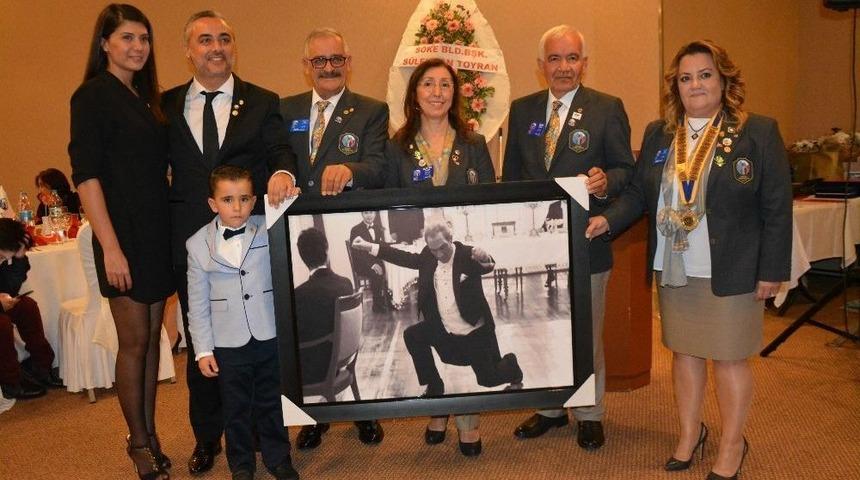 S&ouml;ke Rotary Ve S&ouml;giad&rsquo;tan Cumhuriyet Balosu