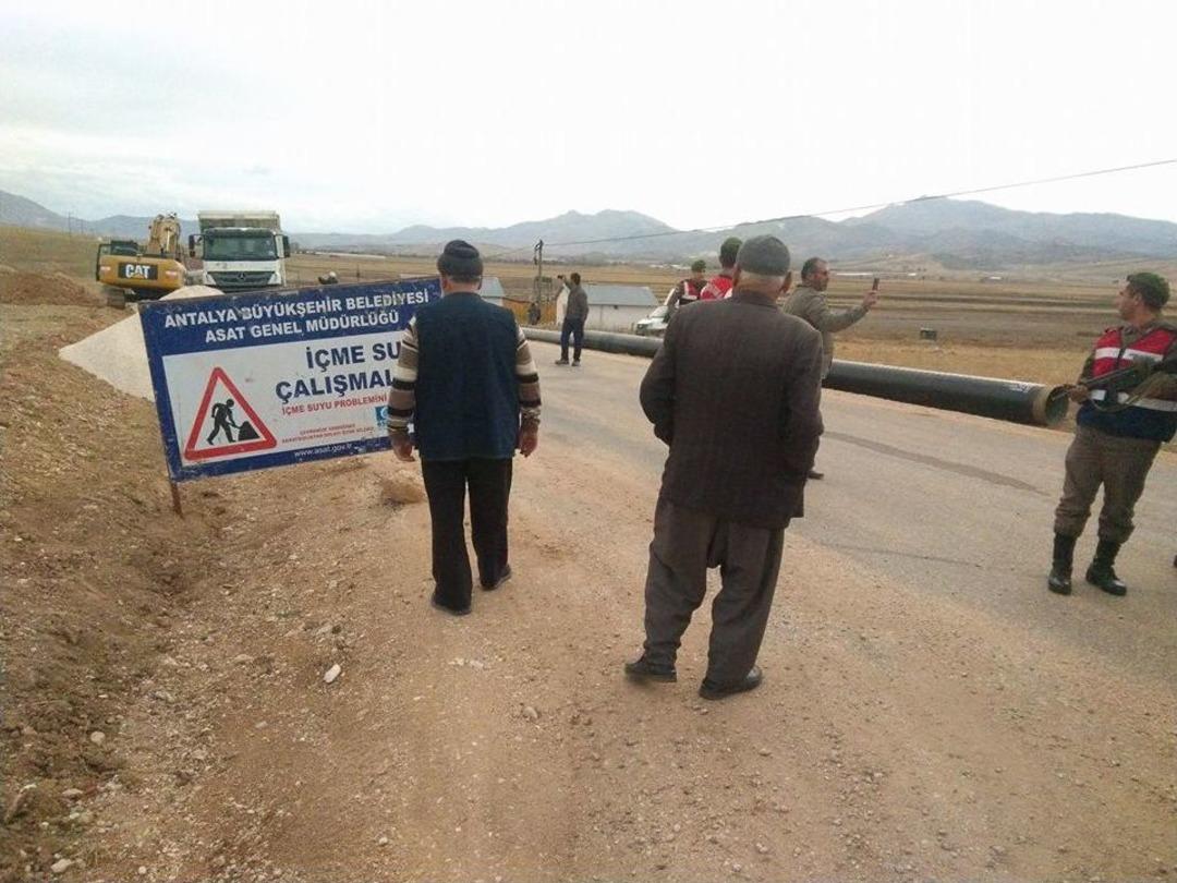 Korkuteli İl&ccedil;esinde &rsquo;suyumuzu Vermeyiz&rsquo; Eylemi