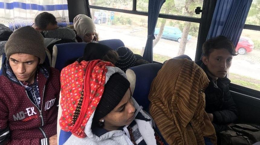 &Ccedil;anakkale&rsquo;de 45 Ka&ccedil;ak Yakalandı