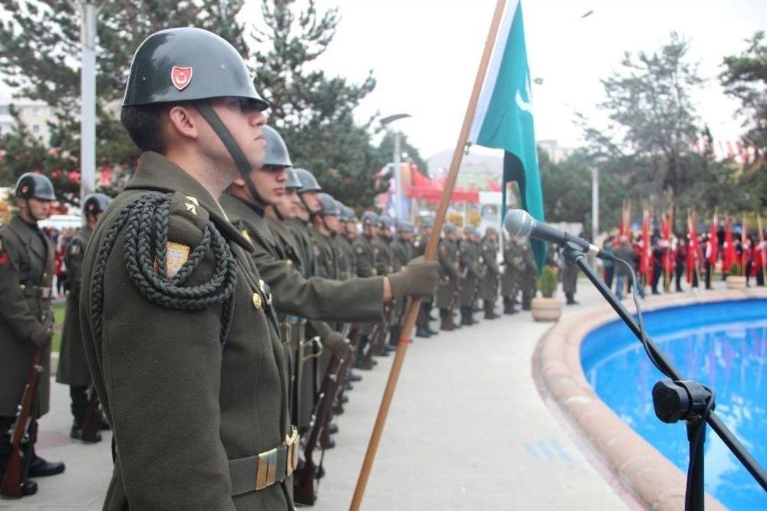 Vali Azizoğlu&rsquo;ndan &Ouml;ğrencilere 29 Ekim İmtihanı