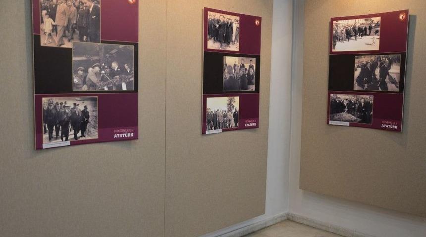 Atat&uuml;rk Ve Cumhuriyet Fotoğraflarla Anlatıldı