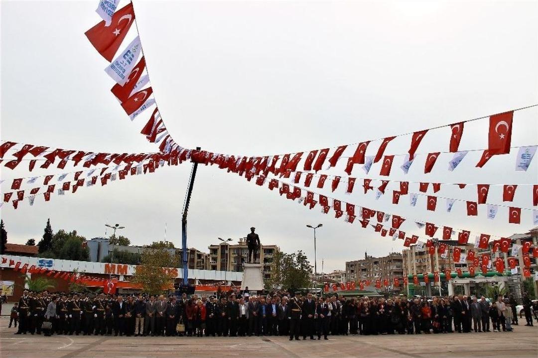Edremit&rsquo;te 29 Ekim Cumhuriyet Bayramı Kutlamaları Başladı