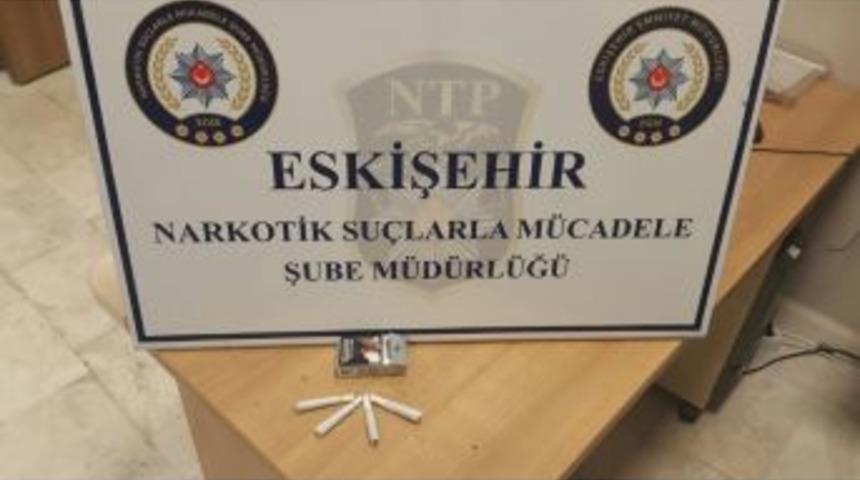 Polisin Dikkati Tütünle Karıştırılmış Toz Esrara Geçit Vermedi