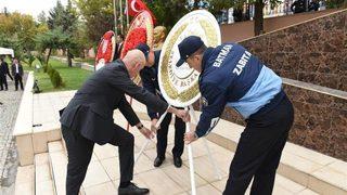 Batman’da 29 Ekim Cumhuriyet Bayramı Kutlamaları Çelenk Sunumuyla Başladı