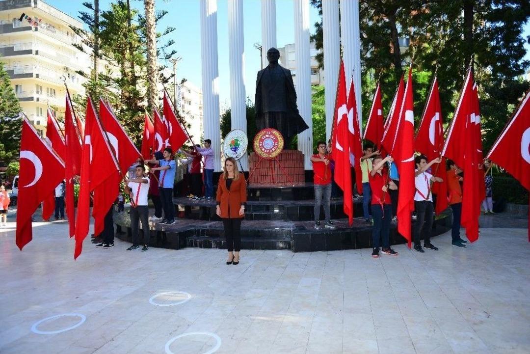 Antalya&rsquo;da Cumhuriyet Coşkusu Başladı