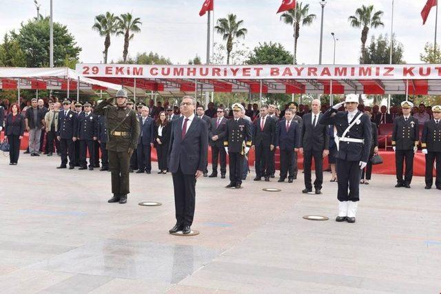 Mersin’de Cumhuriyet Bayramı Kutlamaları Başladı