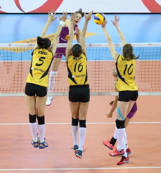 Vestel Venus Sultanlar Ligi: Vakıfbank: 3 - Galatasaray: 0