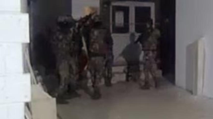 Şanlıurfa&rsquo;da Deaş Operasyonu: 5 G&ouml;zaltı