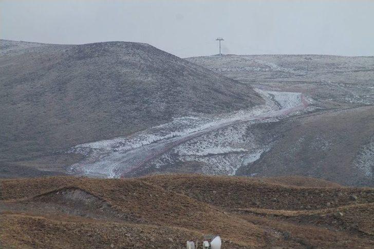 Erciyes’te Beklenen Kar Yağışı Başladı G3