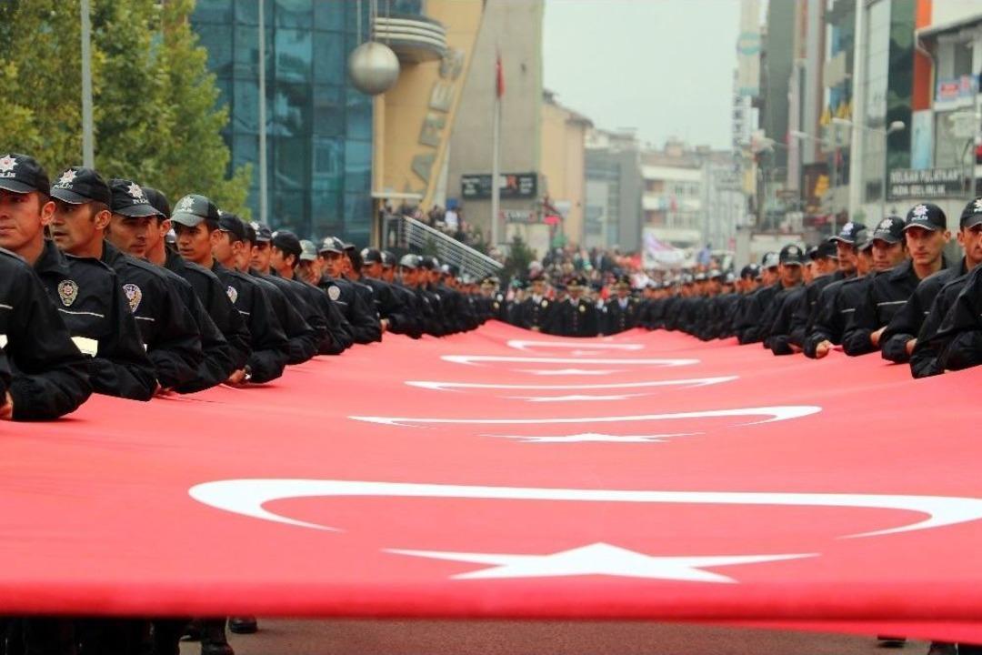 Karab&uuml;k&rsquo;te Cumhuriyet Y&uuml;r&uuml;y&uuml;ş&uuml;
