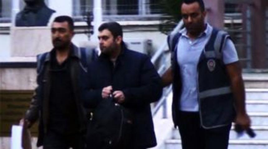 Fet&ouml;&rsquo;n&uuml;n Mahrem İmamı, Uzman &Ccedil;avuşun Evinde Yakalandı