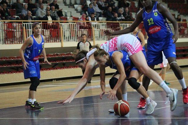 Türkiye Kadınlar Basketbol Ligi: Yalova Vıp: 59 - Edremit Belediyesi Gürespor: 80