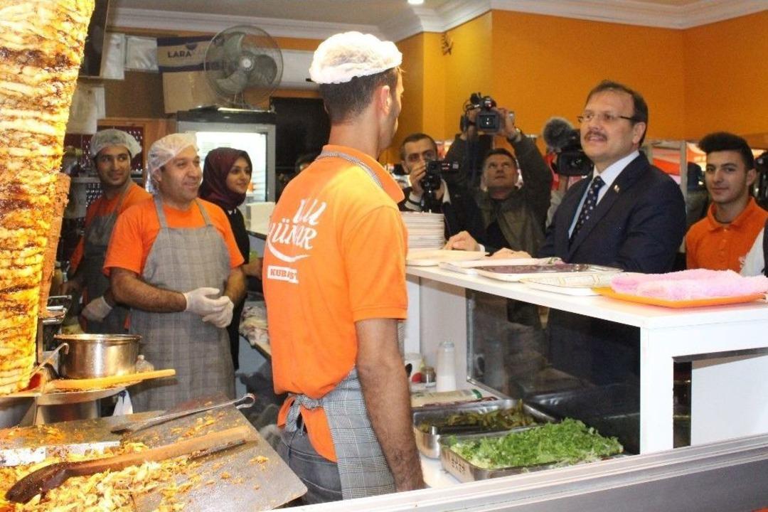 Başbakan Yardımcısı &Ccedil;avuşoğlu: "t&uuml;rk Milletinin Ge&ccedil;mişi Sadece 100 Yılla Kaim Değildir"