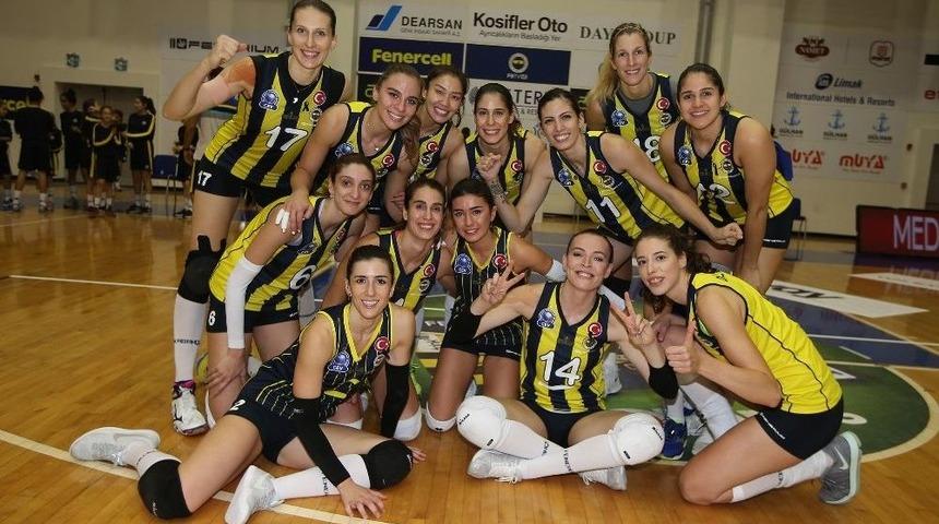 Vestel Venus Sultanlar Ligi: Fenerbah&ccedil;e: 3 - Beşiktaş: 0