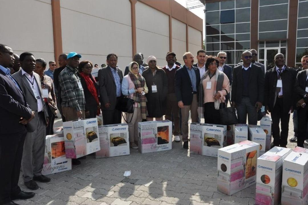 Afrika Kıtası B&uuml;y&uuml;kel&ccedil;ileri Uşak&rsquo;ta Diktikleri Ağa&ccedil;lara İsimlerini Verdi