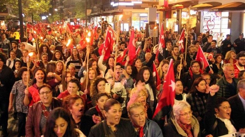 Samsun&rsquo;da Fener Alayı Y&uuml;r&uuml;y&uuml;ş&uuml;